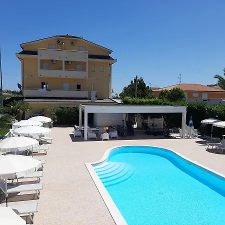 Maria Hotel