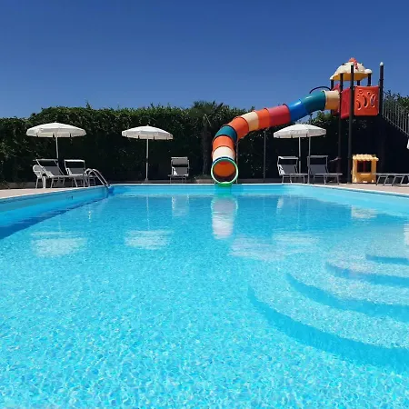 Maria Hotel