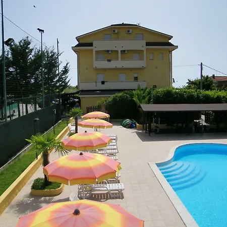 Maria Hotel